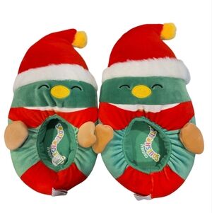 SQUISHMALLOW AVERY THE ELF DUCK CHRISTMAS SLIPPERS. SIZE 4-5. UNISEX.